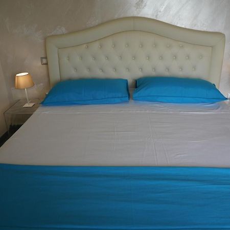 Guest House Emily Suites Sorrente Extérieur photo