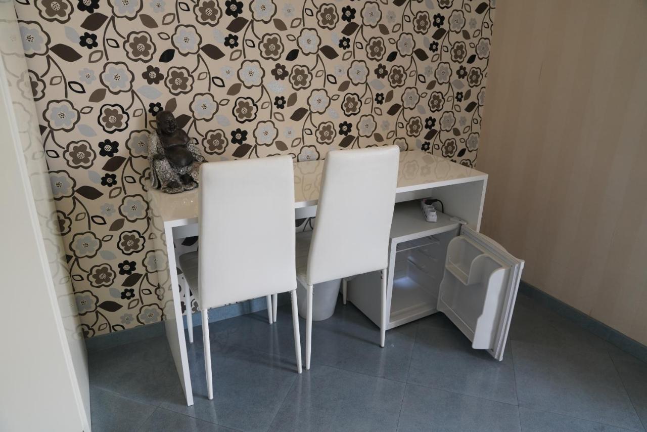 Guest House Emily Suites Sorrente Extérieur photo