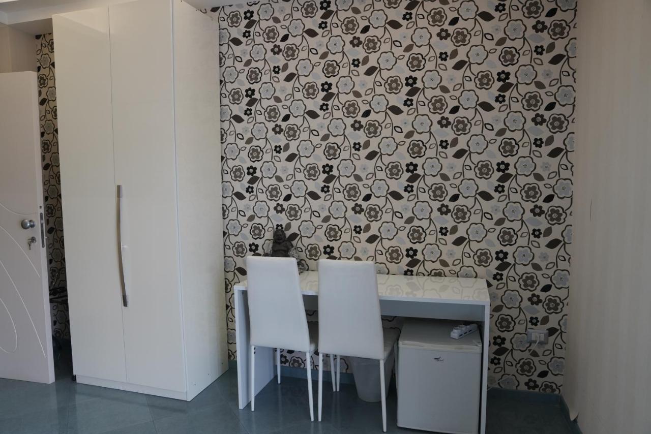 Guest House Emily Suites Sorrente Extérieur photo