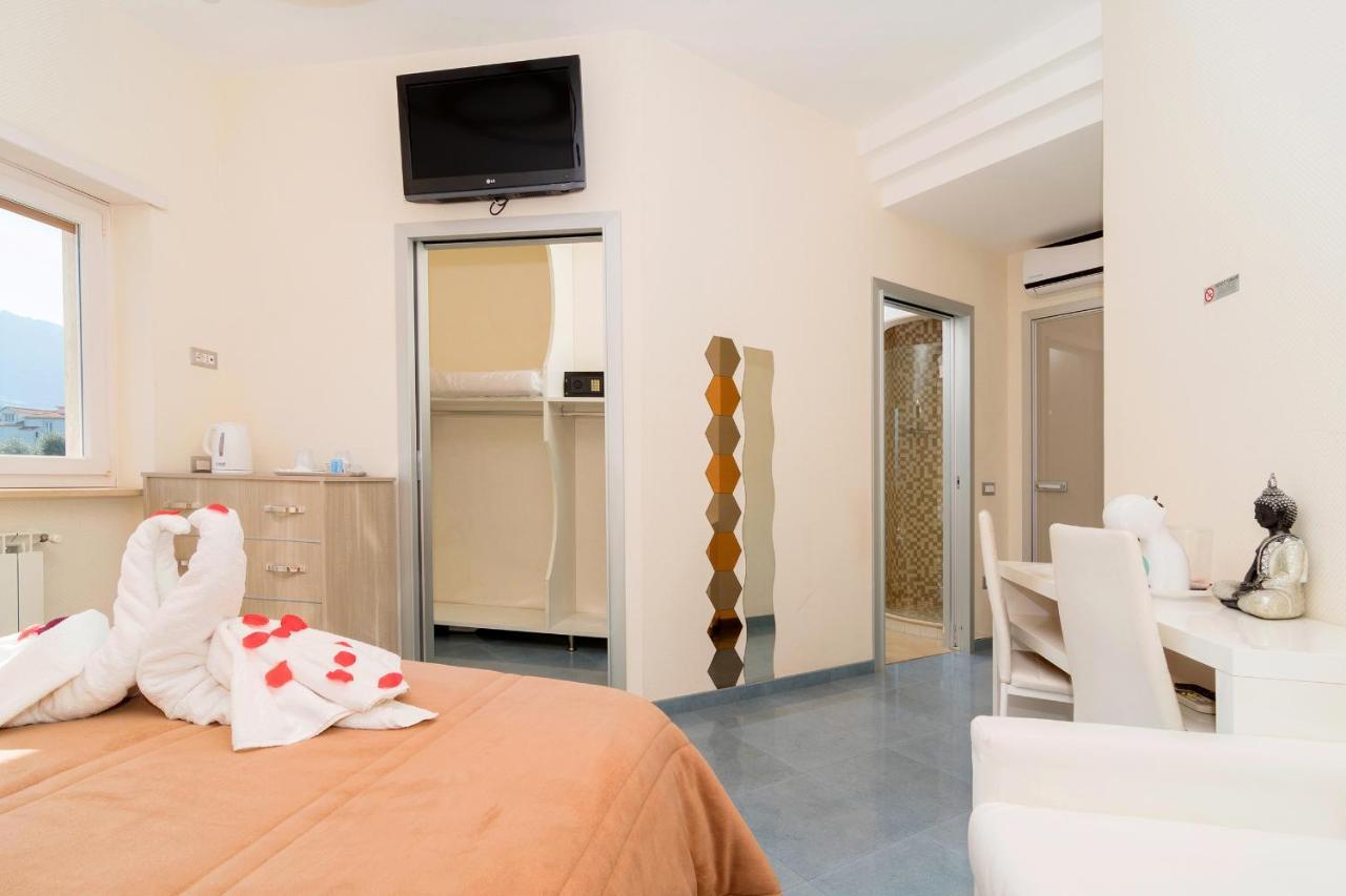 Guest House Emily Suites Sorrente Extérieur photo