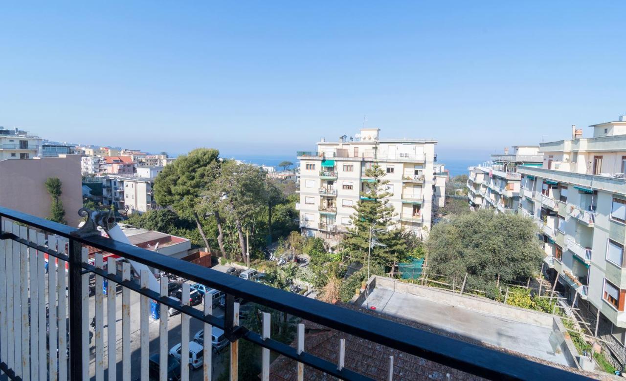 Guest House Emily Suites Sorrente Extérieur photo